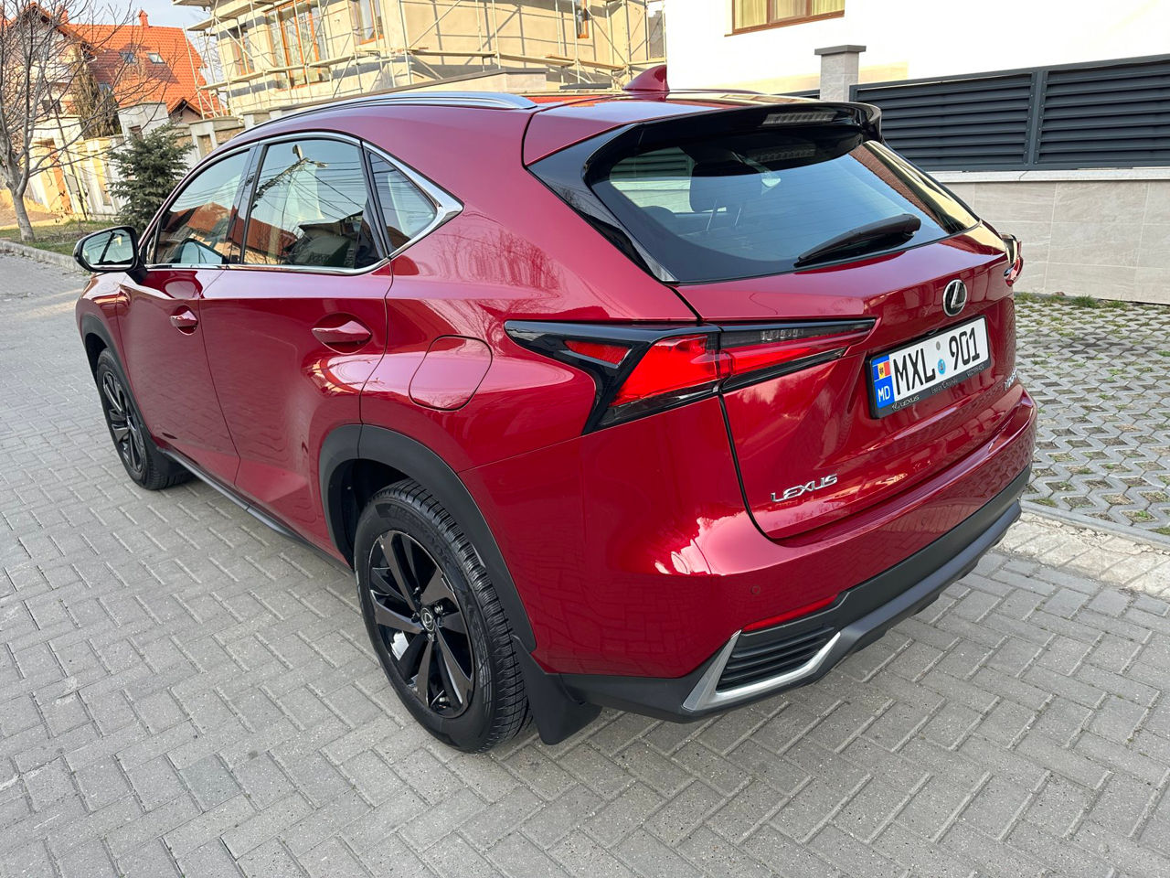Lexus NX Series фото 3