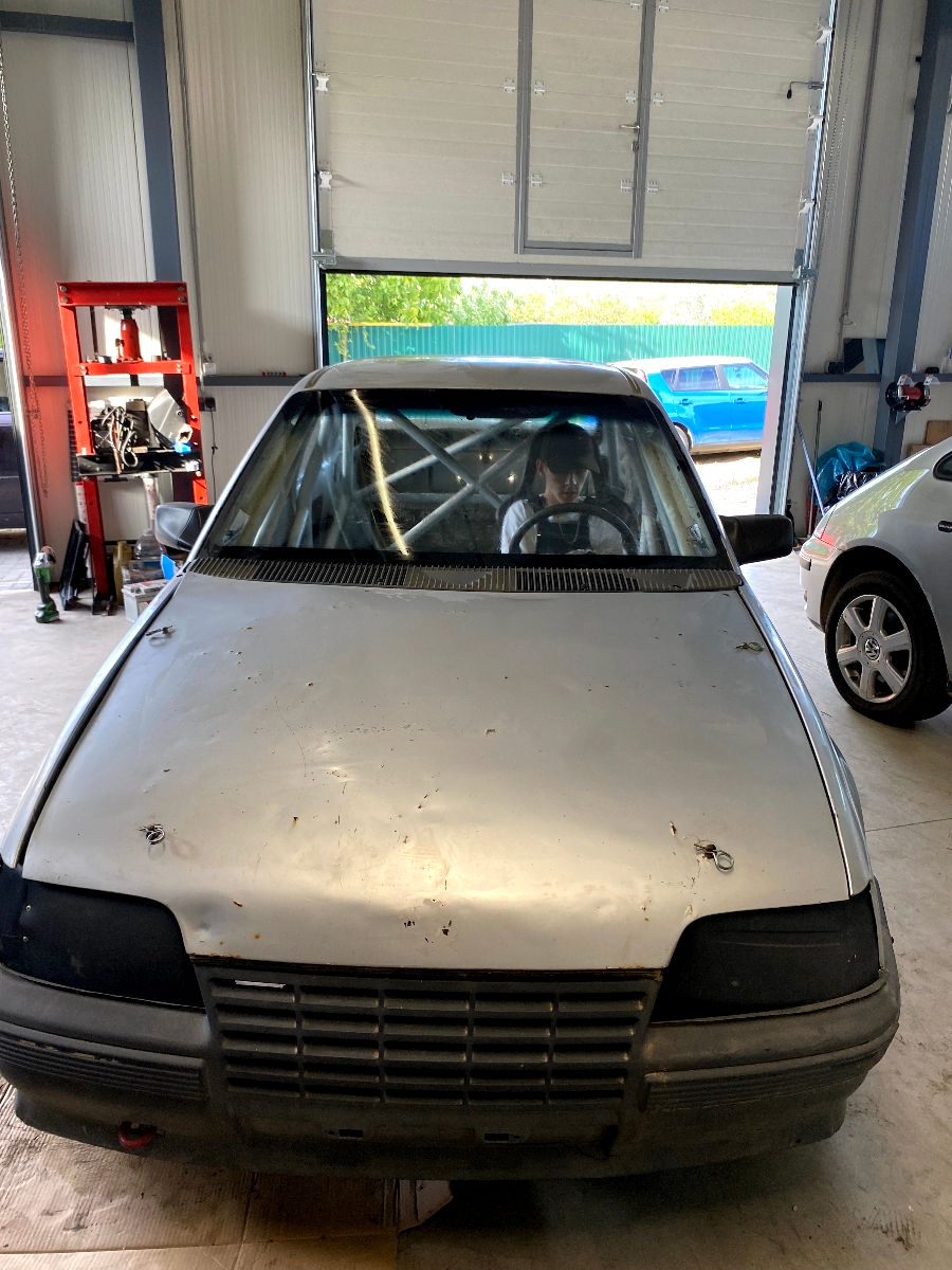 Opel Kadett фото 3