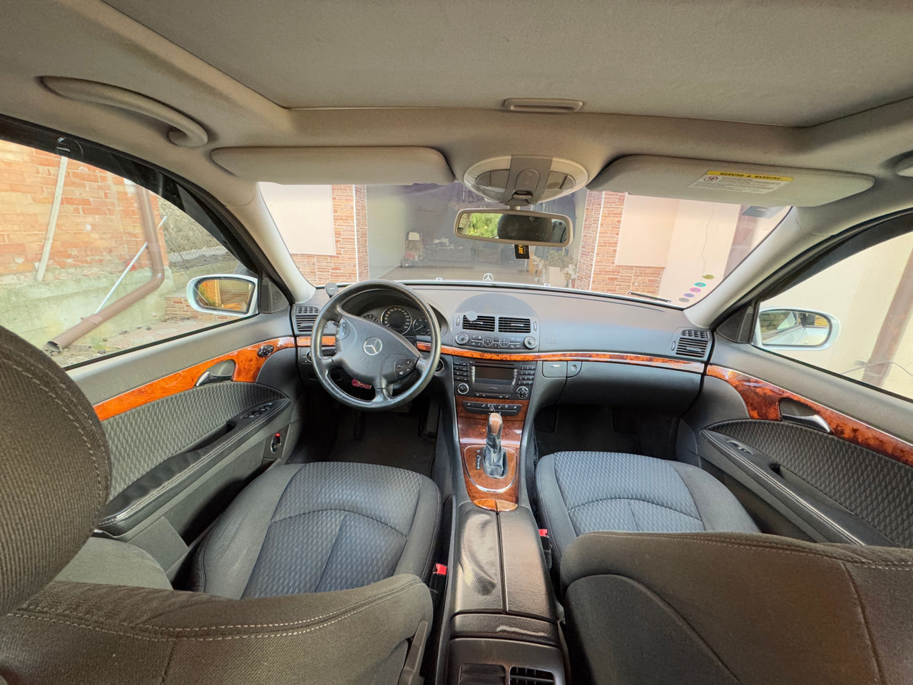 Mercedes E-Class foto 8
