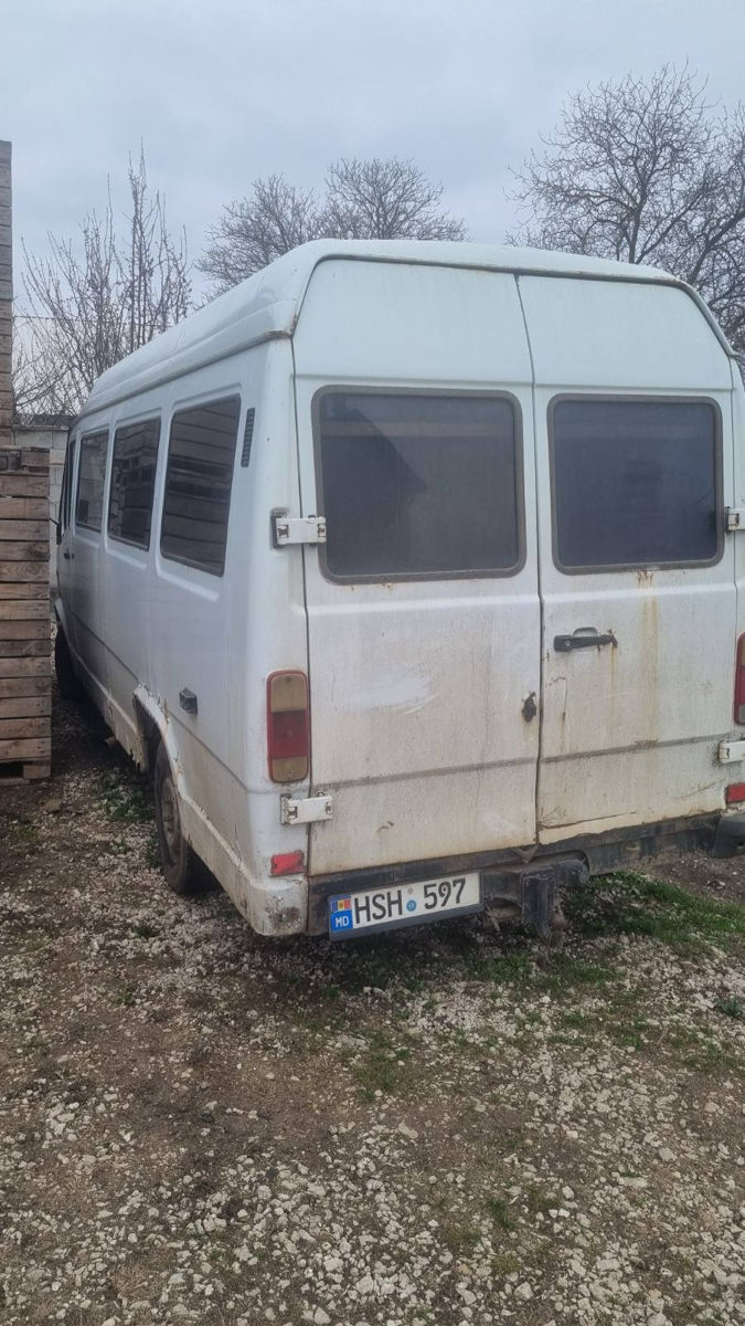 Mercedes 310d foto 1