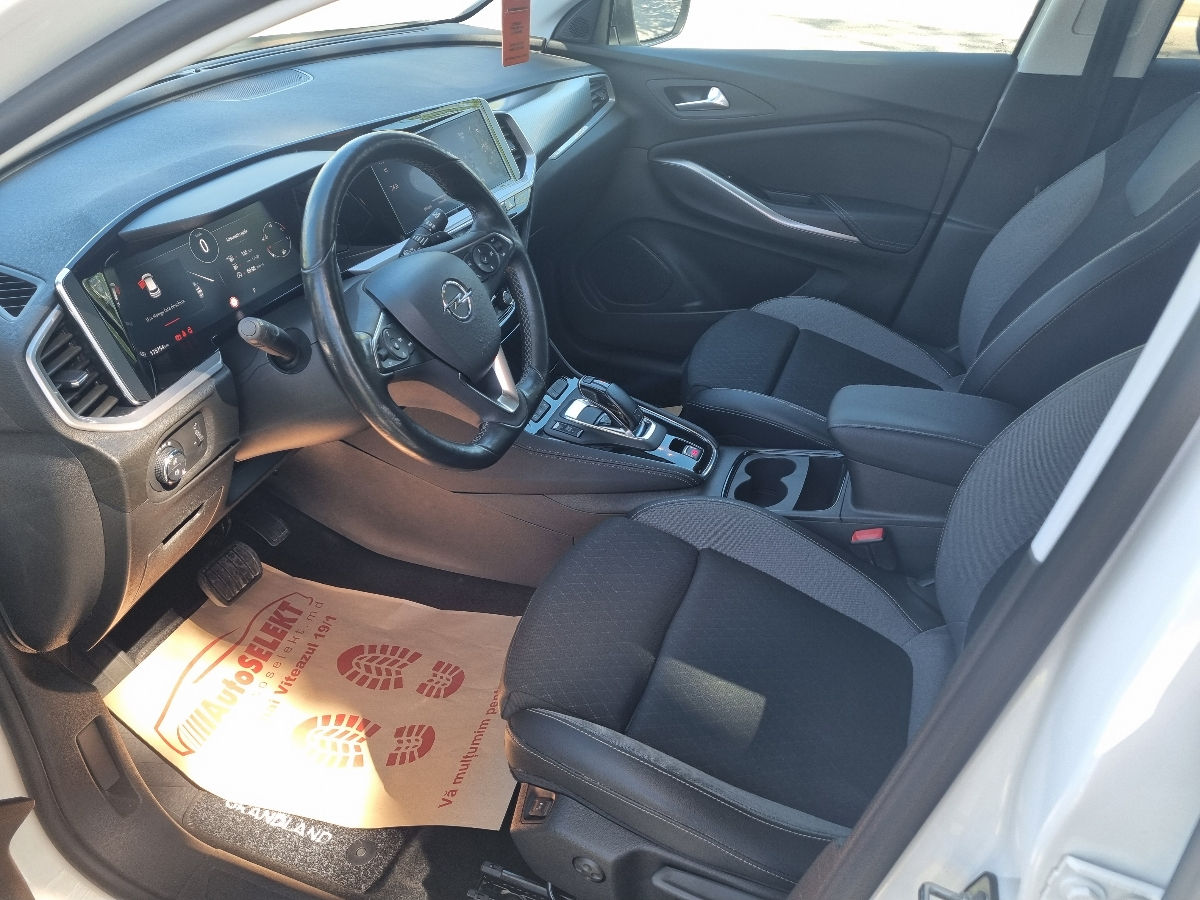 Opel Grandland X 2022 photo 9