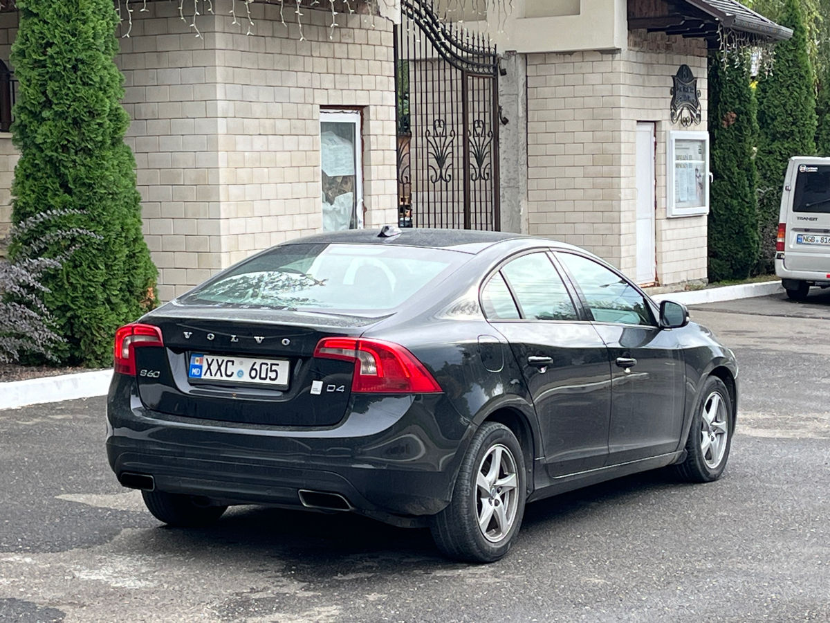 Volvo S60 foto 3