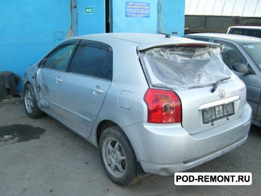 Toyota Avensis foto 3