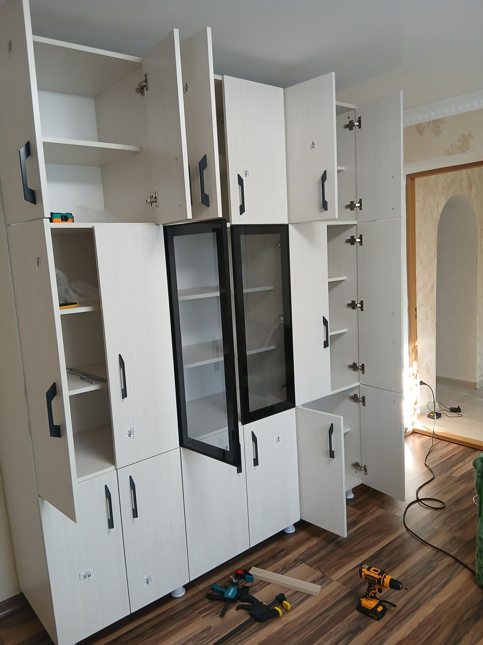 Изготовление корпусной мебели любой сложности на заказ. фото 7