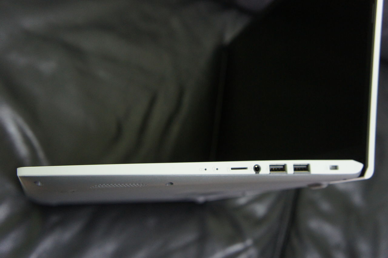 ASUS X 515 J - на 15.6