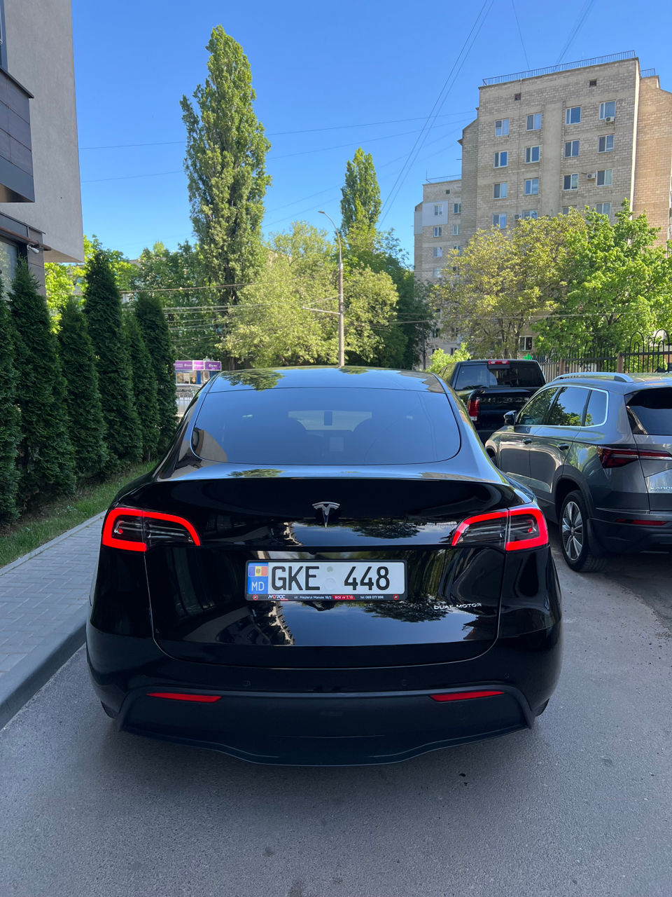 Tesla Model Y foto 4