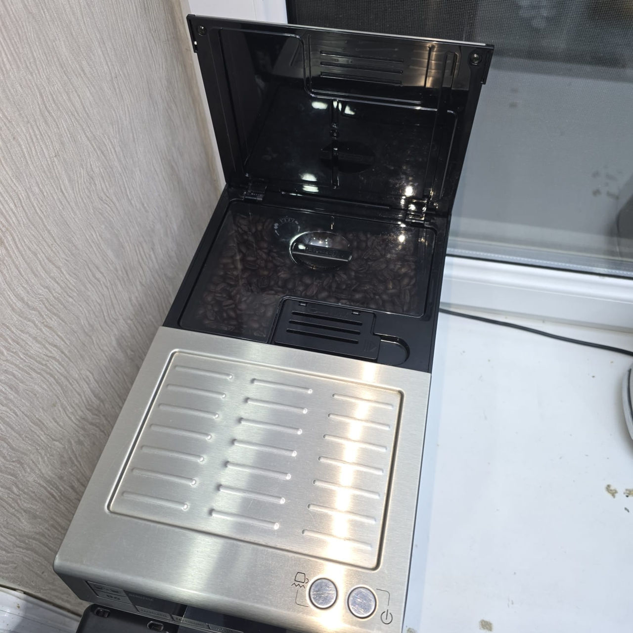 Кофемашина DeLonghi PrimaDonna XS, Б/У, в хорошем состоянии. фото 2