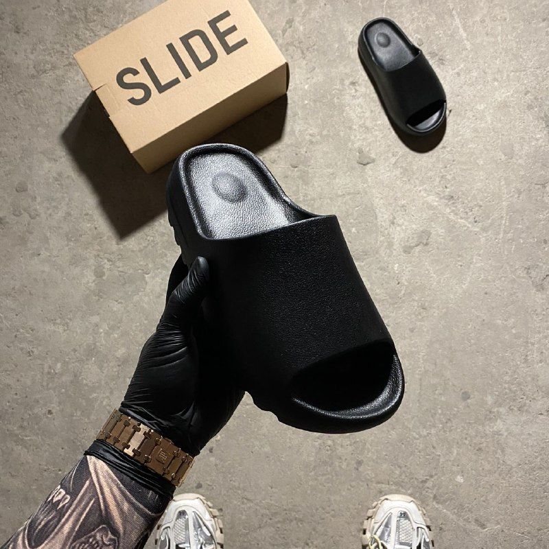 Adidas Yeezy Slide Unisex