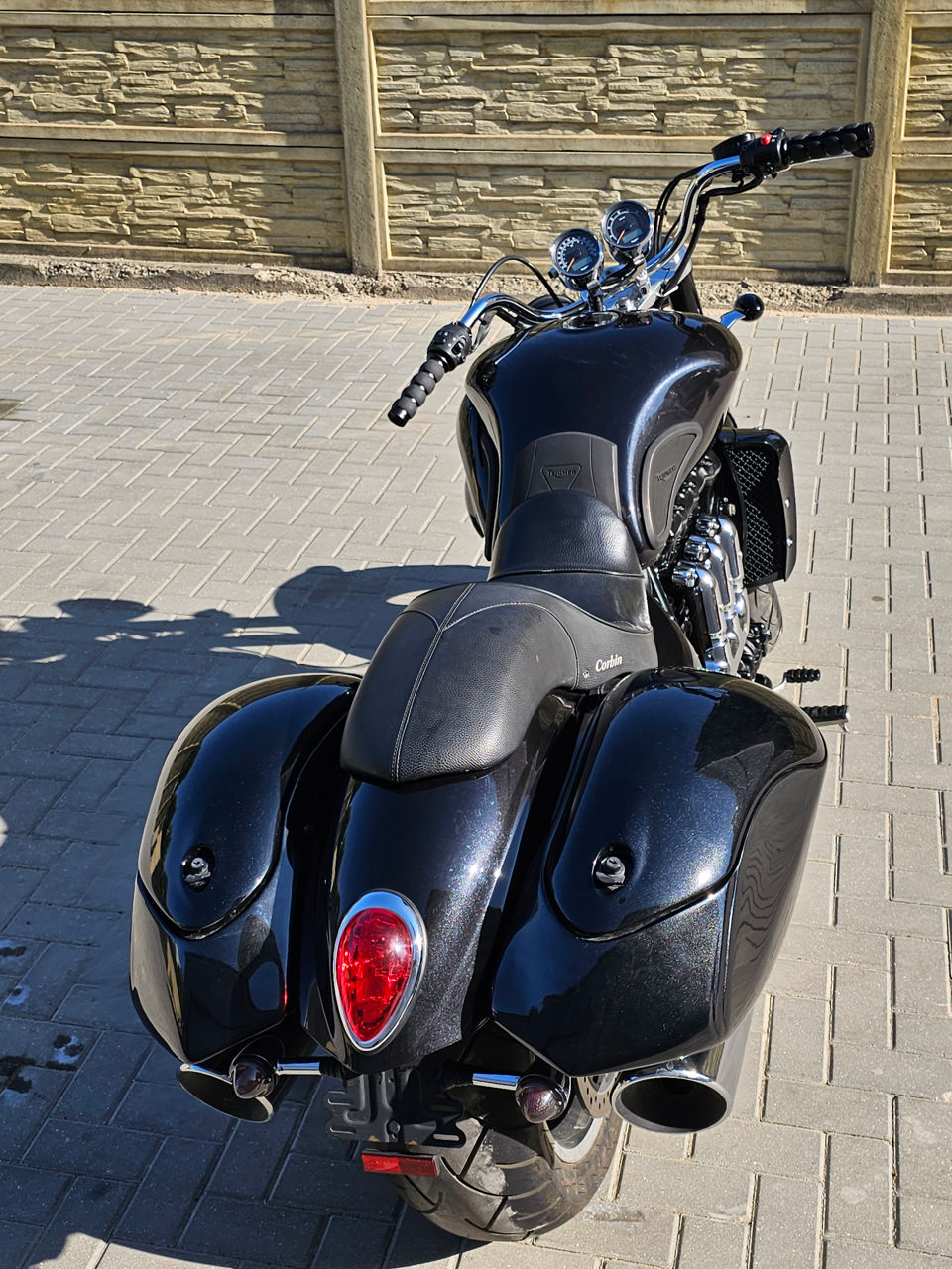 Triumph Rocket III фото 10