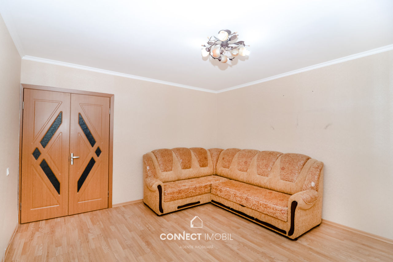 Apartament cu 3 camere, 75 m², Poșta Veche, Chișinău foto 5