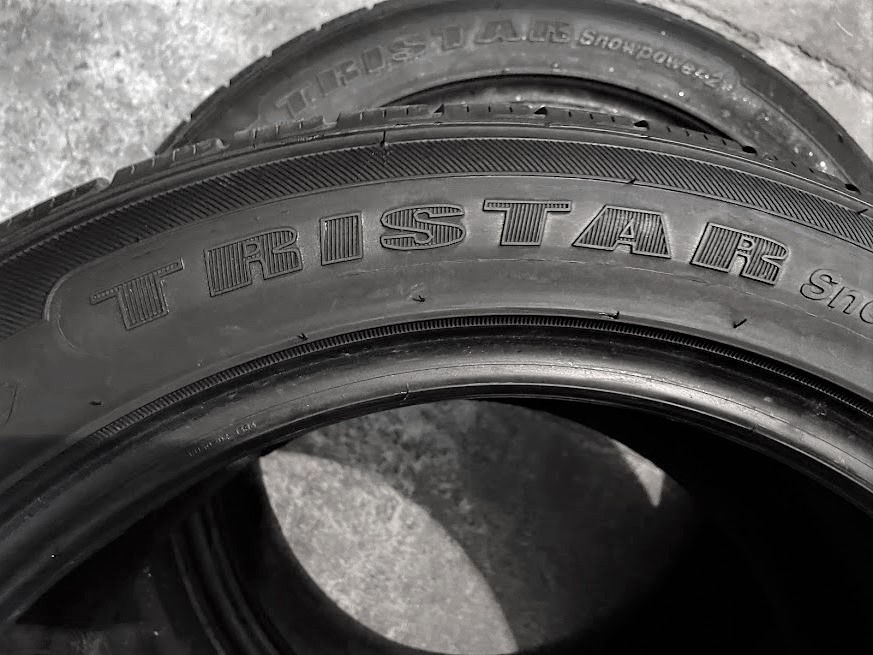 225 50 R17 Dunlop