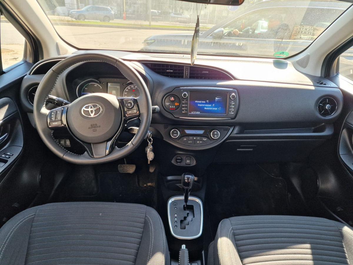 Toyota Yaris foto 7