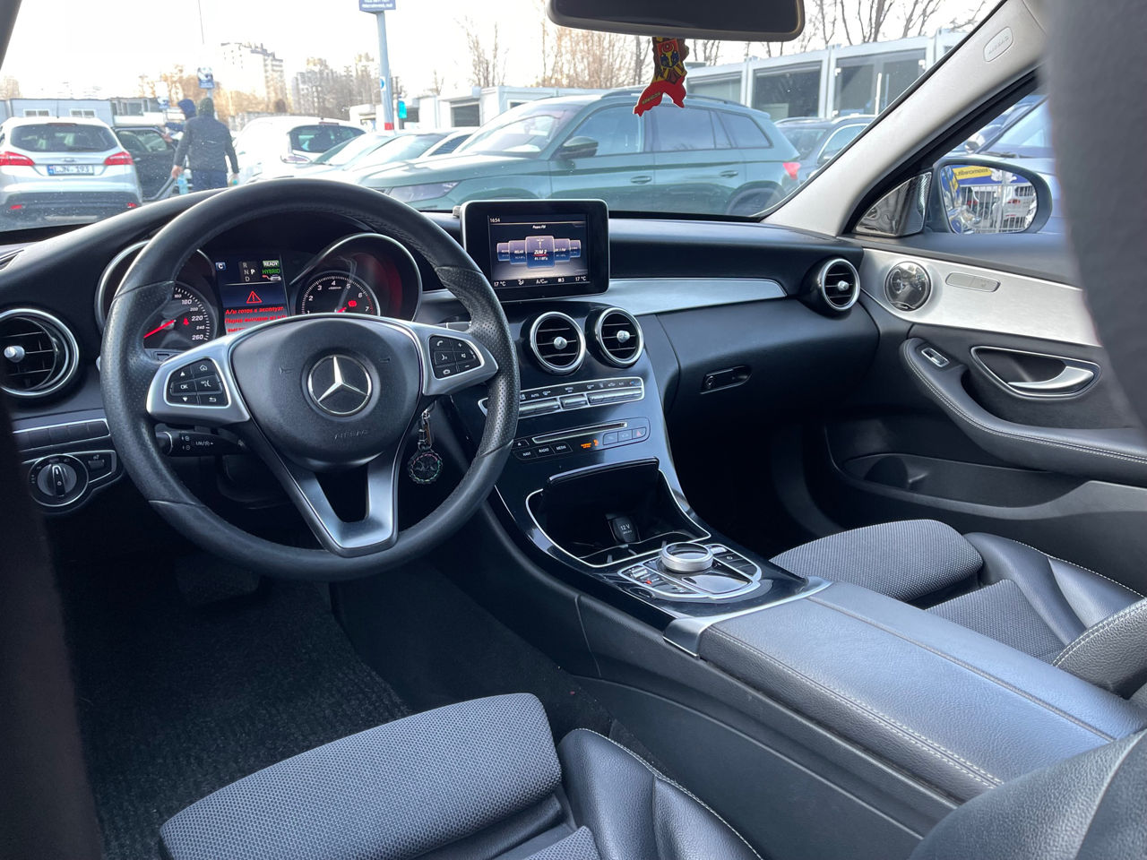 Mercedes C Class foto 7