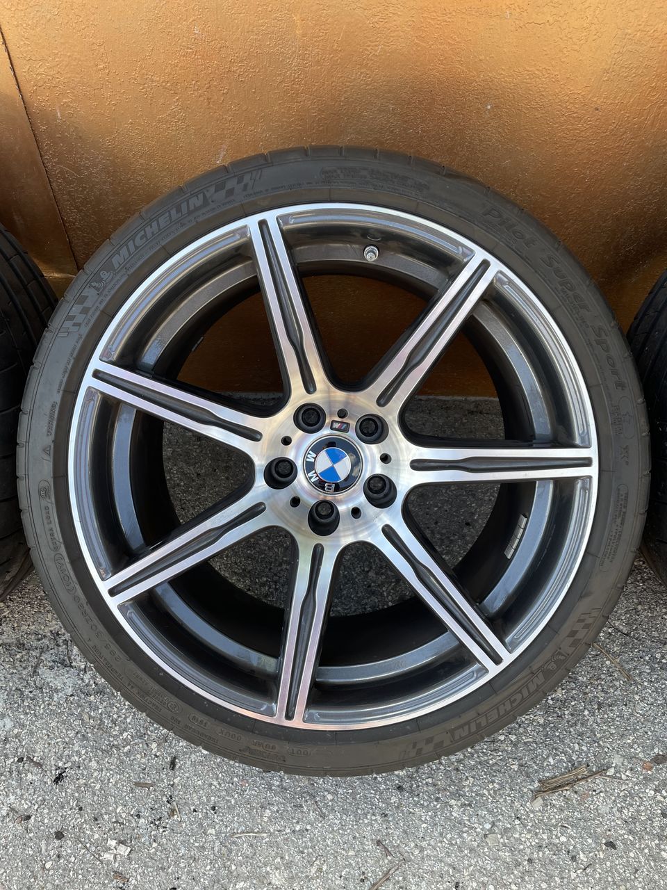 Jante cu cauciucuri BMW R20