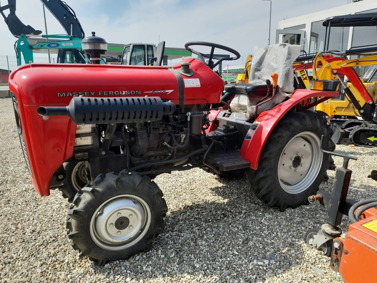 Tractor Massey Ferguson MF 5118 (Nou) - 18 Hp  , 850 kg foto 3