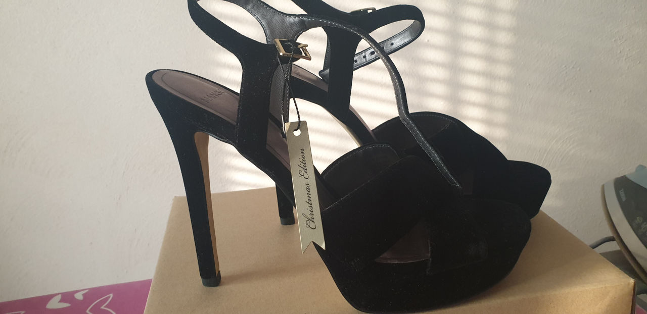 Pantofi de seară eleganți foto 0
