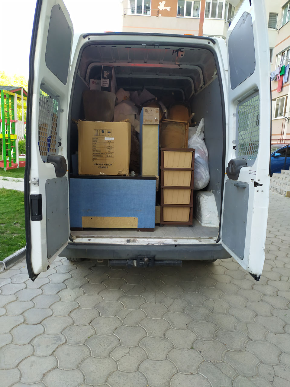 Oferim transport mărfuri Straseni și toată Moldova foto 1