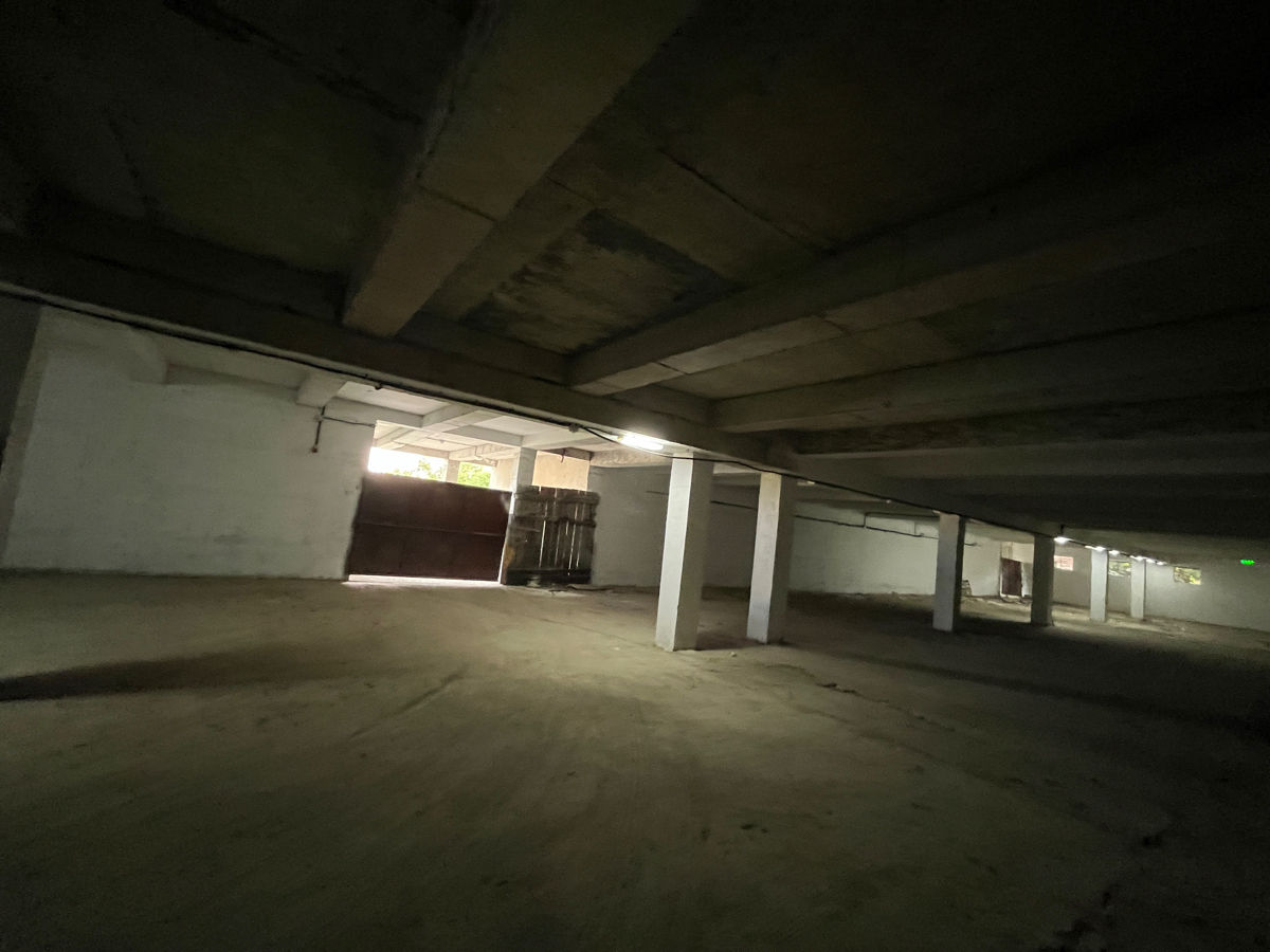 Parcare subterană, Chișinău str. Poștei 53/1. foto 7