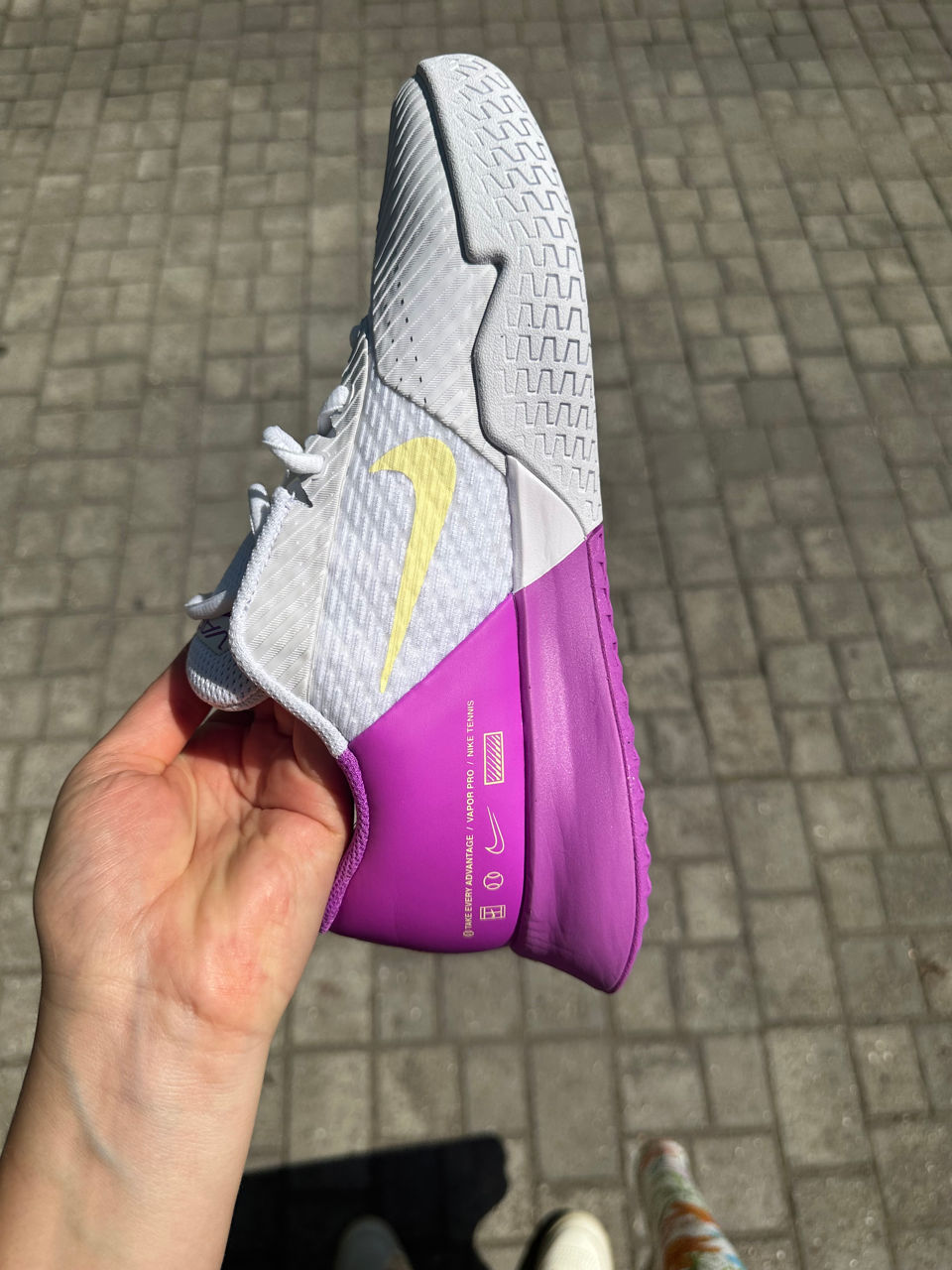 Ghete tenis foto 1