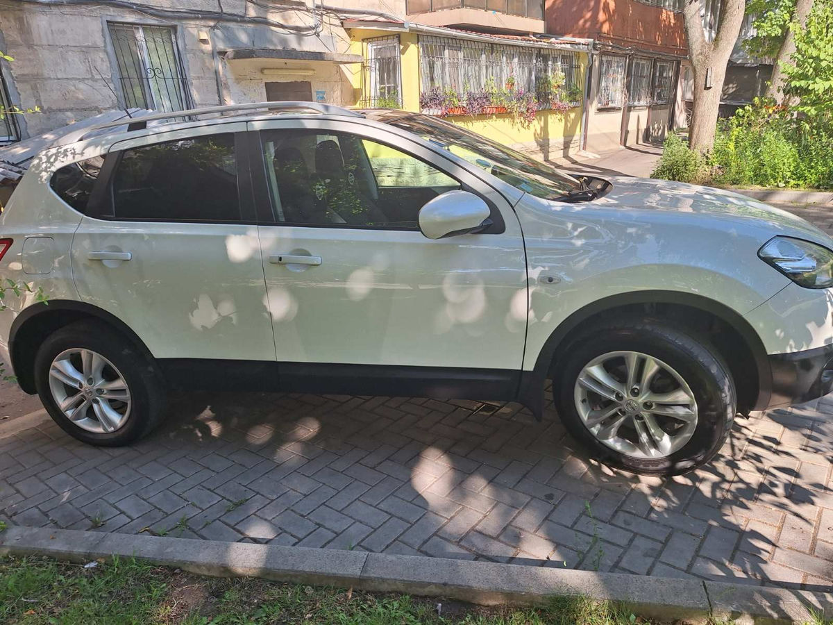 Nissan Qashqai foto 1