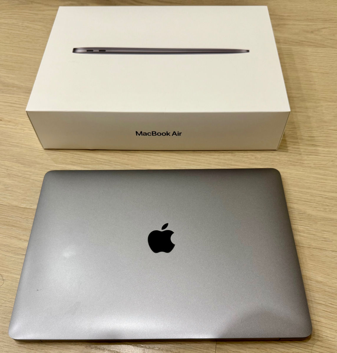 MacBook Air 13” M1 – Stare ca nouă, set complet foto 0