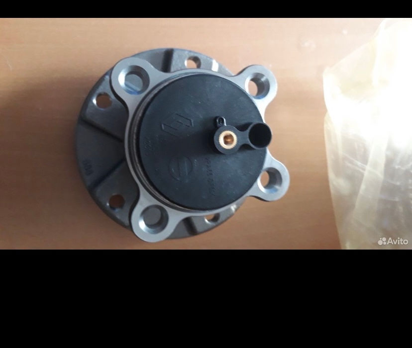 Butuc cu rulment roata spate STG/DR -OE 432108576R foto 0