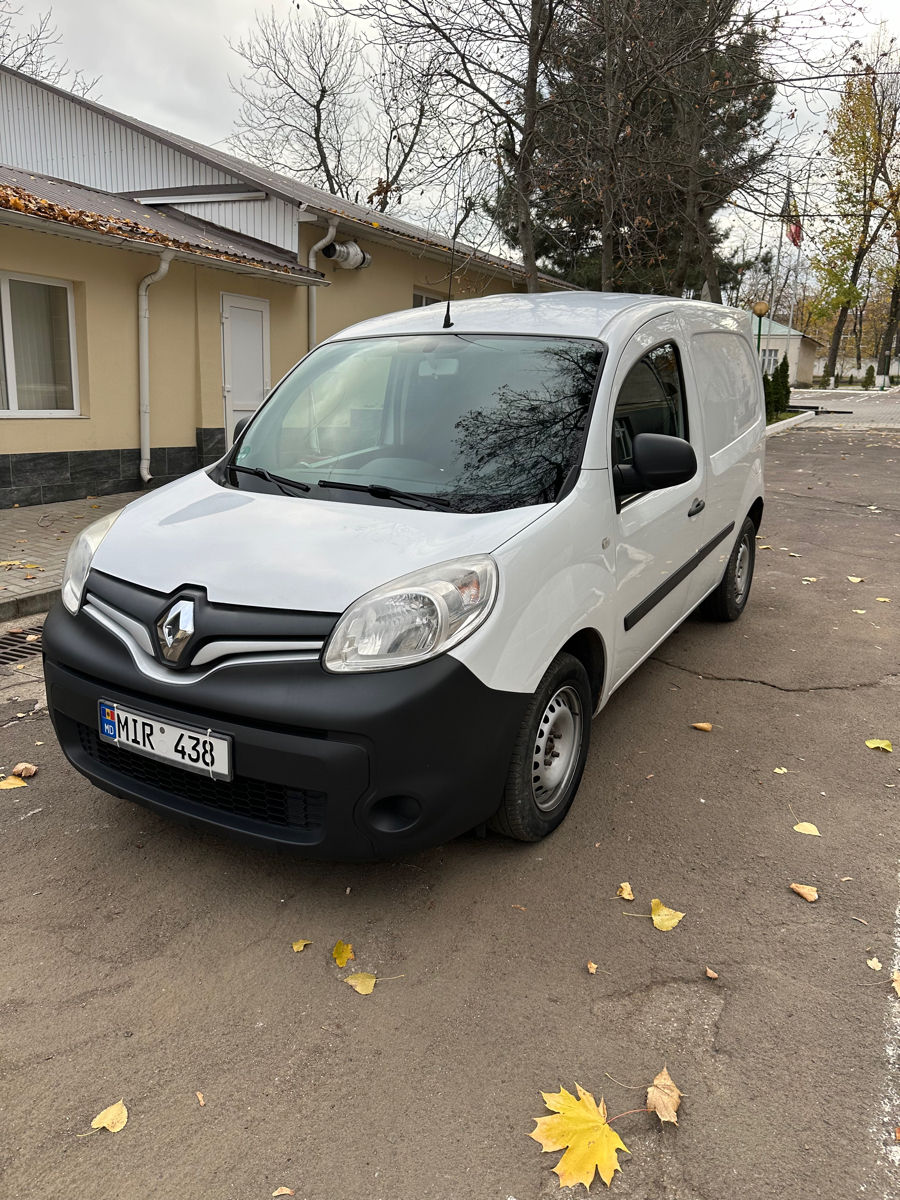 Renault Kangoo an. 2015 cu rulaj 240000 km, Diesel, 5000 €
