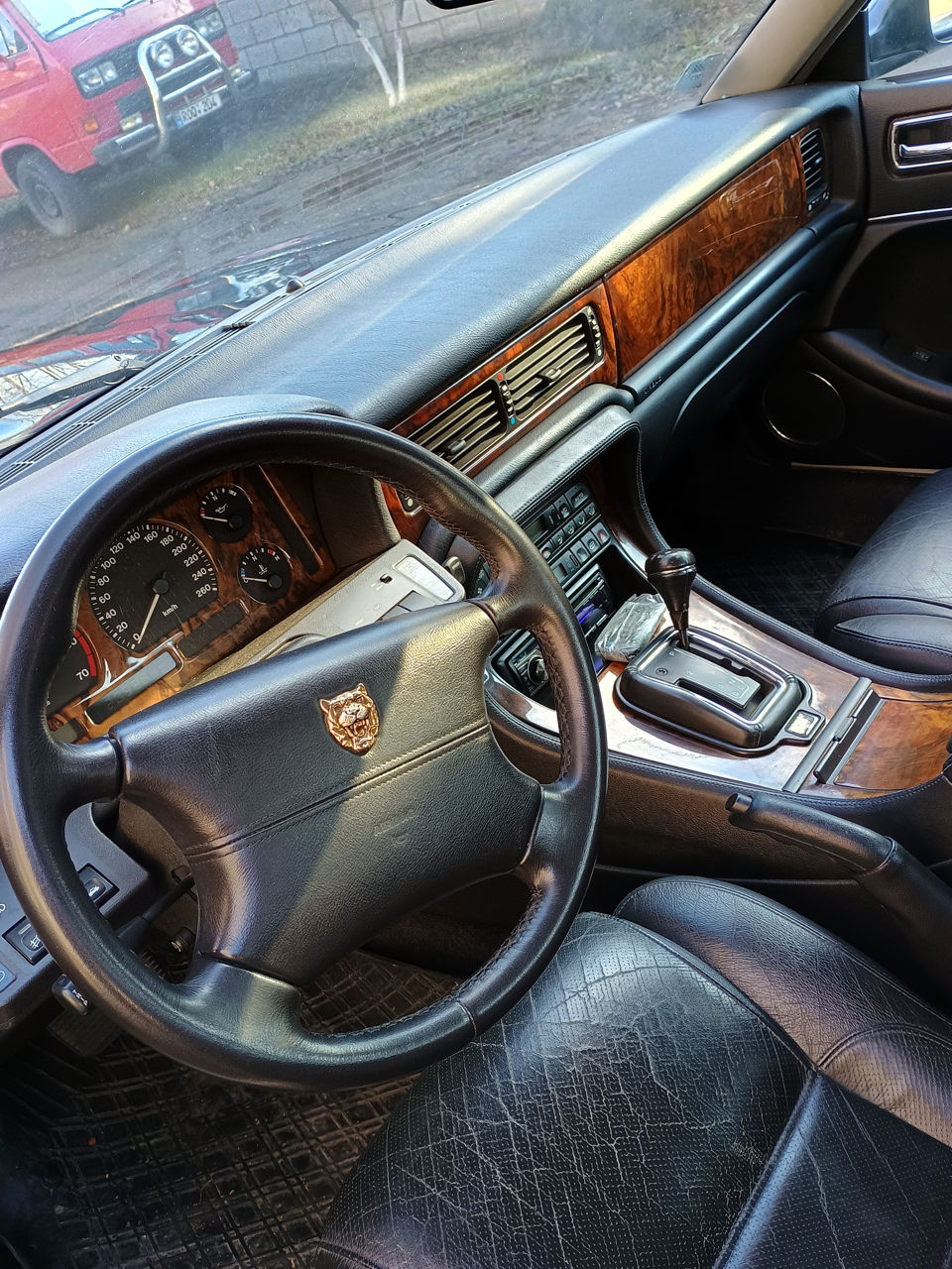 Jaguar XJ6 foto 3