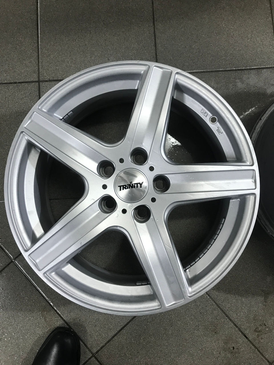 Trinity Polaris R17 5x114.3 ideale!!! foto 0