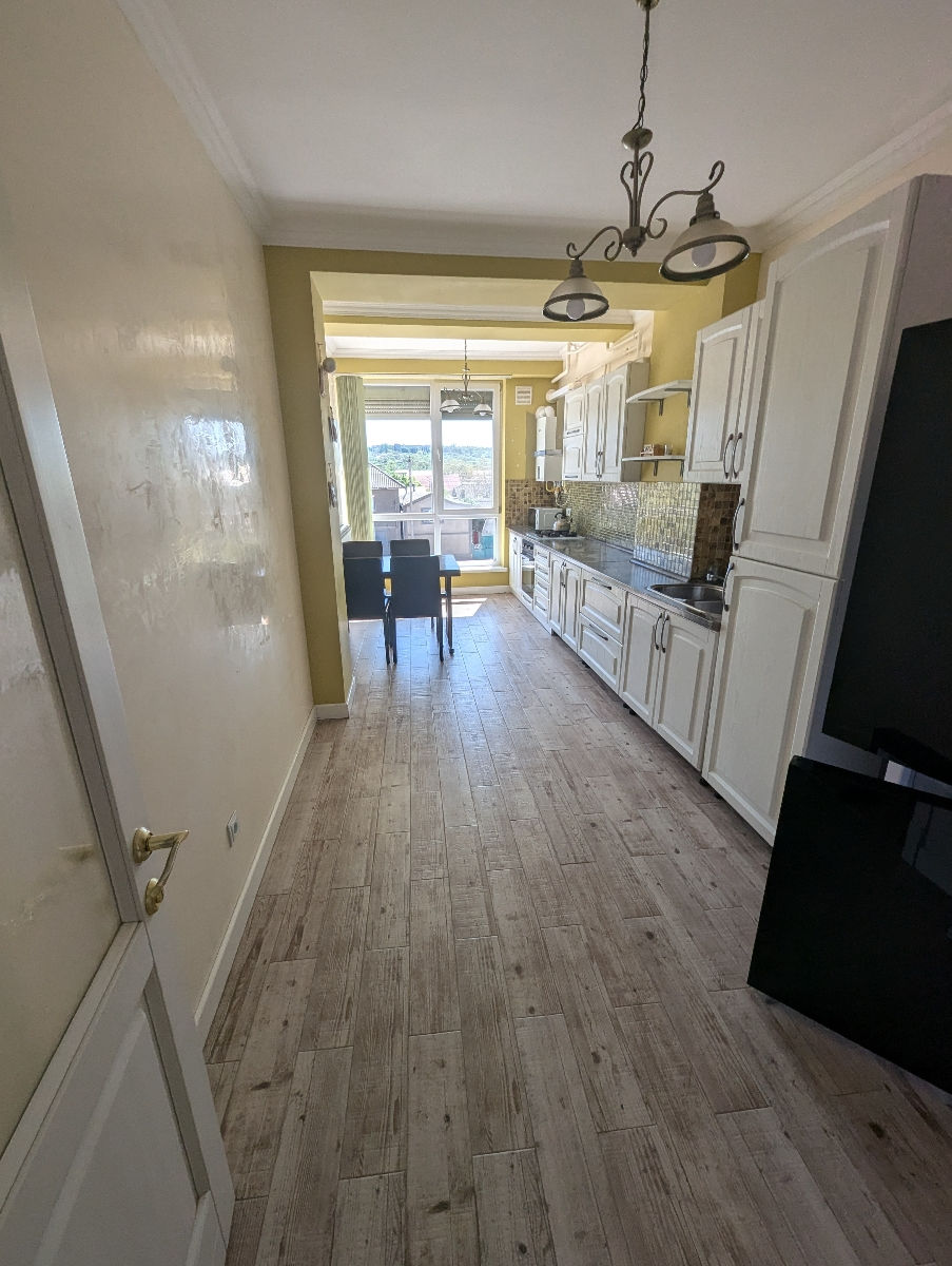 Apartament cu 3 camere,  Centru,  Bălți,  Bălți mun. foto 1