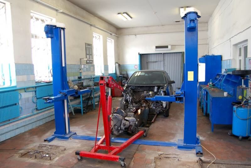 Autoservice reparatia auto автосервис foto 0