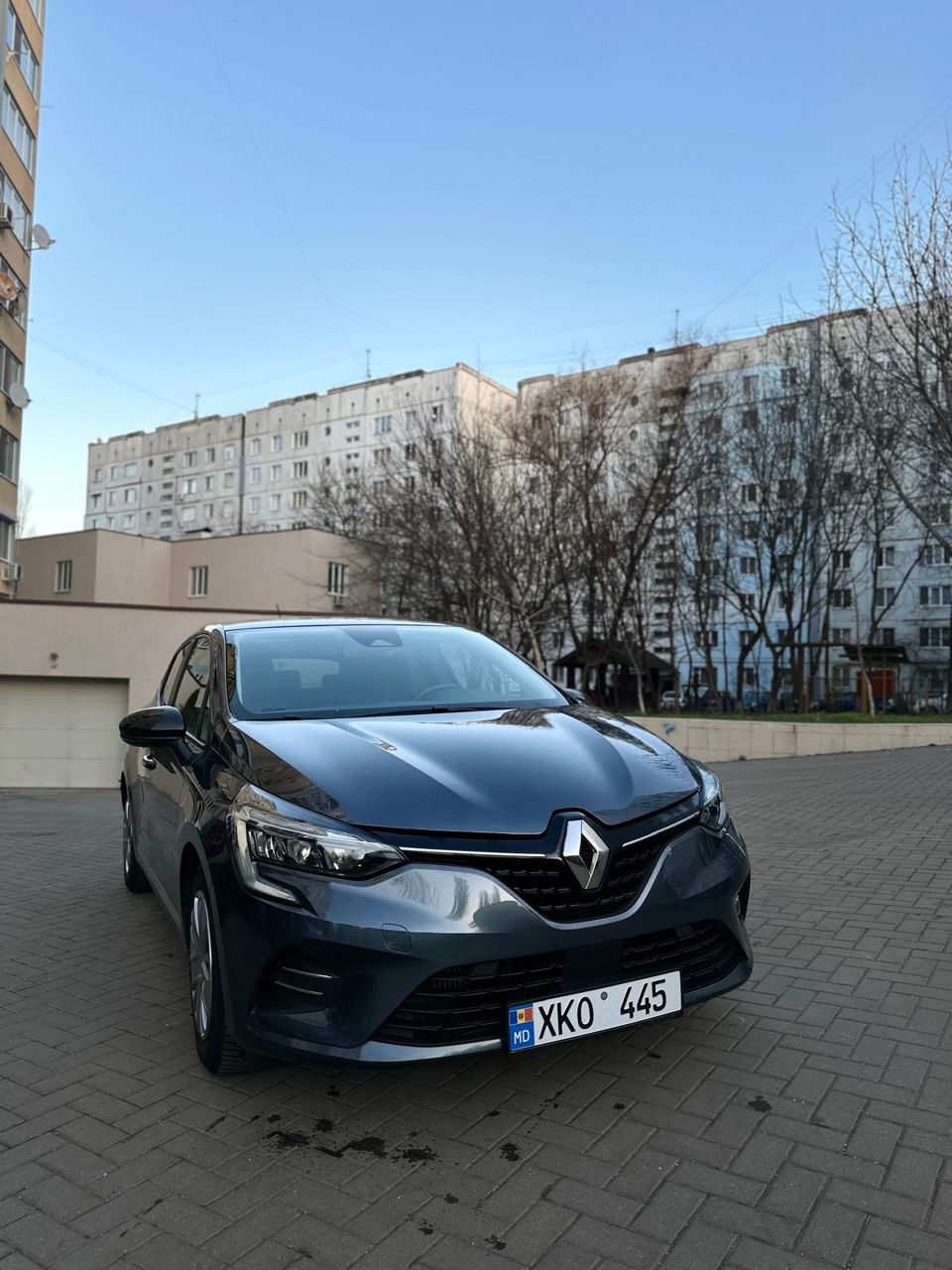 Renault Clio фото 9