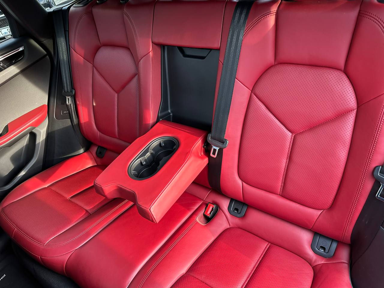 Porsche Macan foto 16