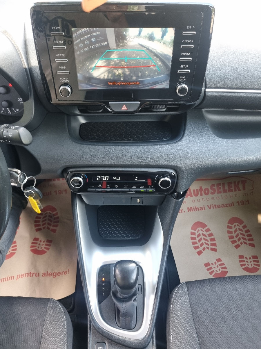 Toyota Yaris 2021 photo 15