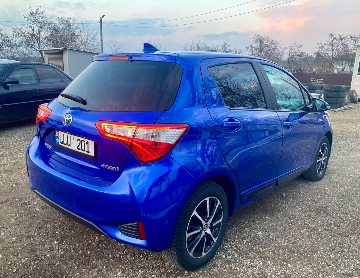 Toyota Yaris foto 4