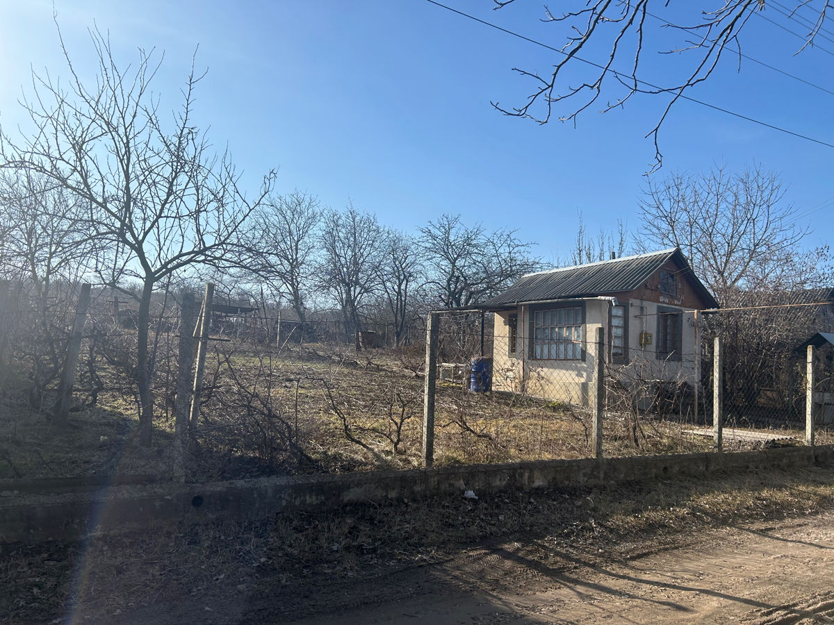 Casa-vila Ialoveni  foto 0