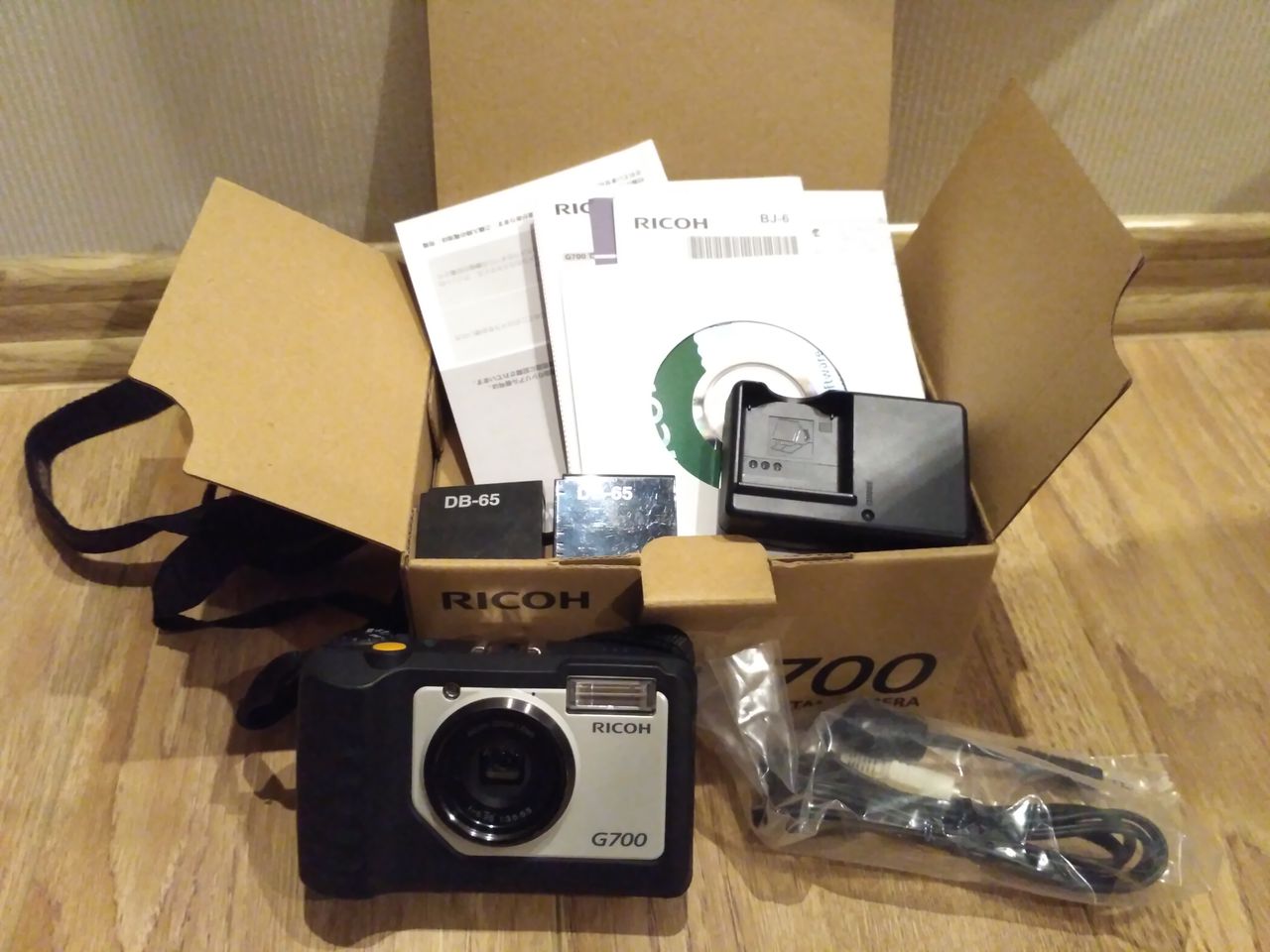 e iphone 7 rezistent la apa ricoh g700 aparat foto rezistent la apa praf si lovituri e iphone 7 rezistent la apa ricoh g700 aparat foto rezistent la apa praf si lovituri