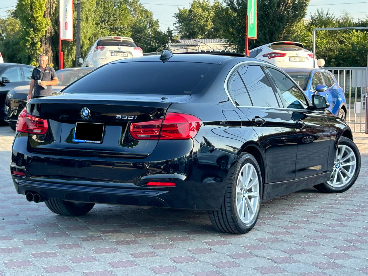 BMW 3 Series foto 3