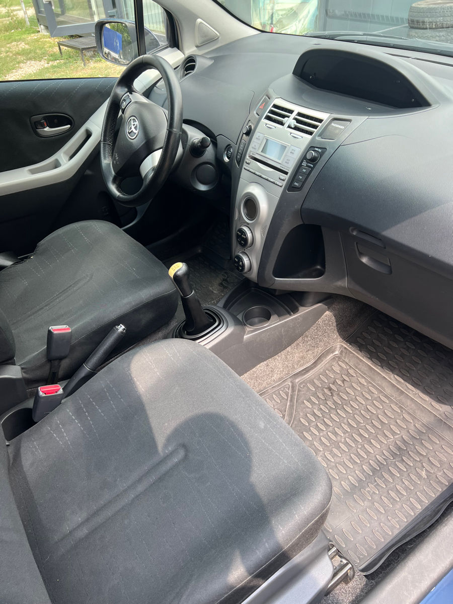 Închirieri automobile/Car rental/preturi minime la deservire maxima фото 1