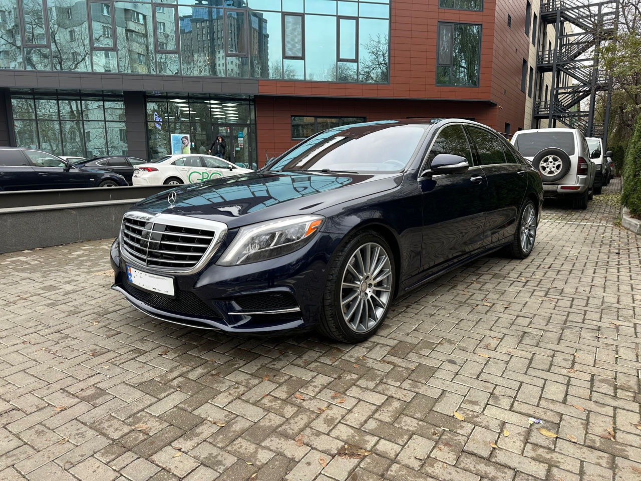 Mercedes S-Class фото 0