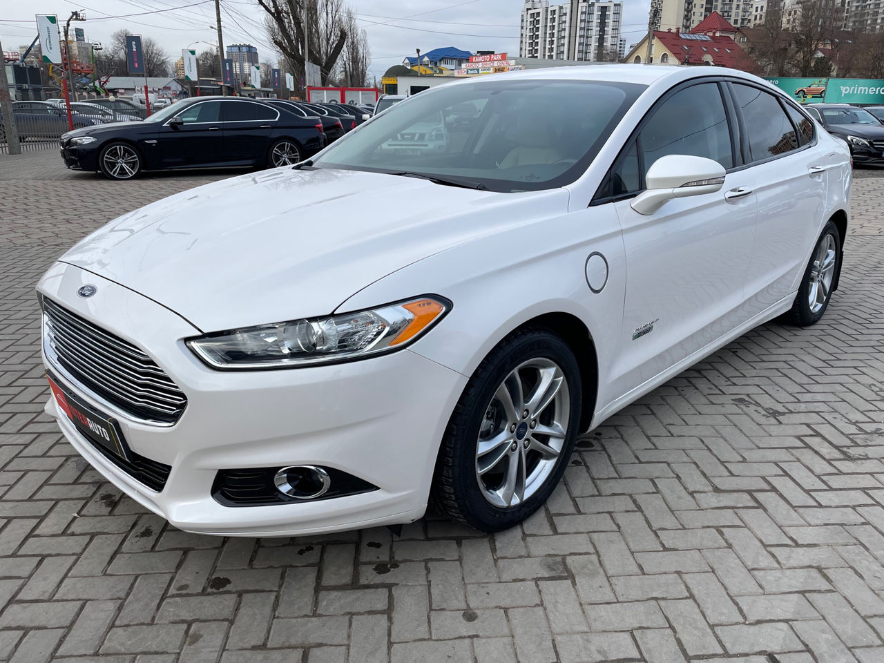 Ford Fusion foto 0