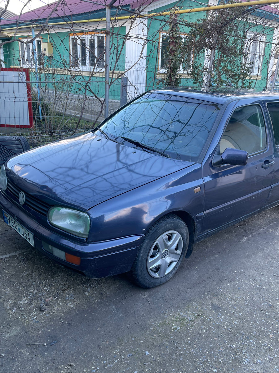 Volkswagen Golf foto 0