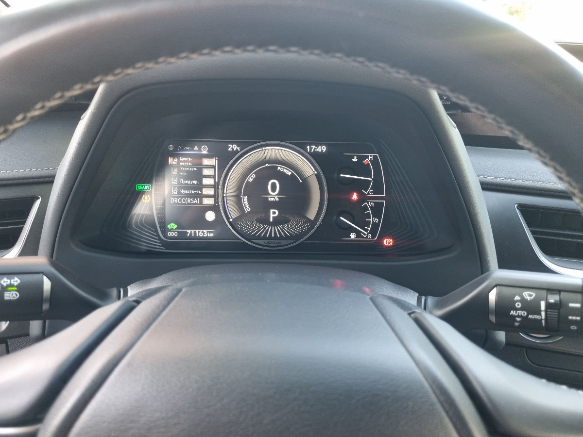 Lexus UX 2019 photo 17