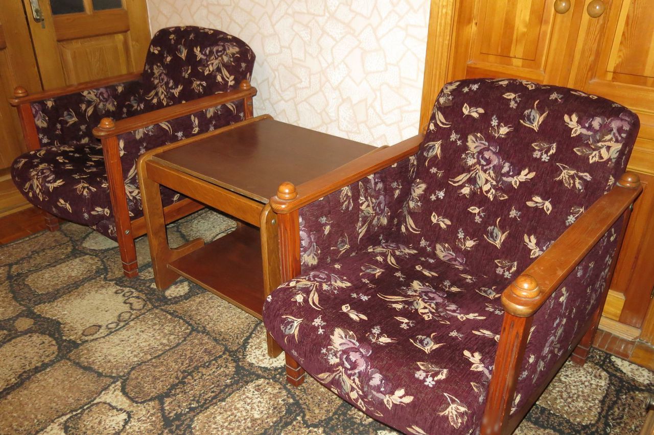 Советские кресла и стол