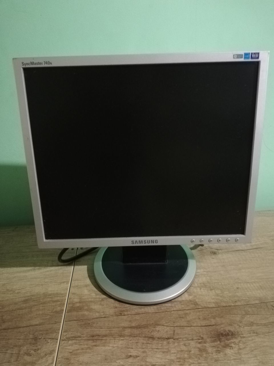 Samsung 740N