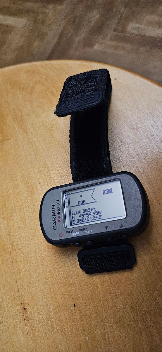 GPS navigator portabil garmin foretrex 301 foto 0
