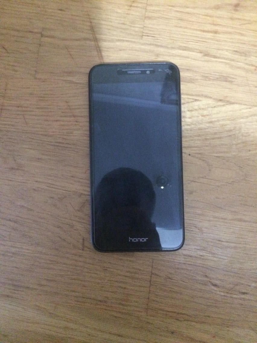 Honor A6