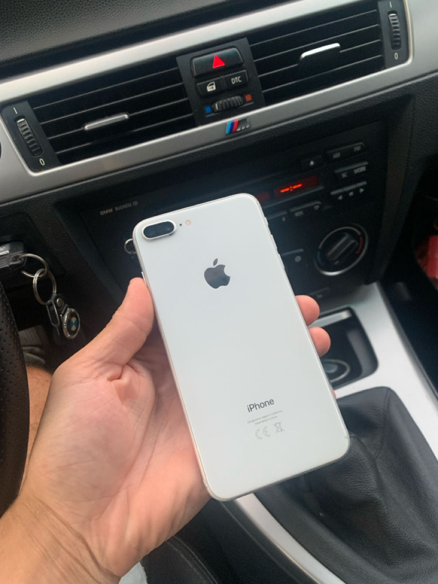 iPhone 8+ 64gb foto 0