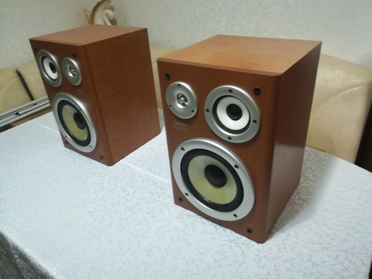 Sanyo SX077 Bassreflex Speaker System