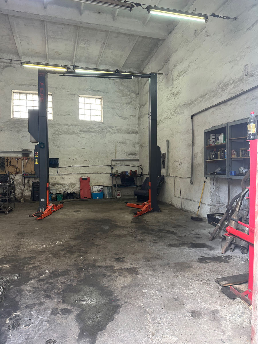 Urgent! Se vinde autoservice/Срочно! Продается автосервис.
